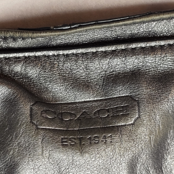 Coach Metallic Hobo Ladies Bag Purse No. C1032-F14706 - Picture 3 of 14